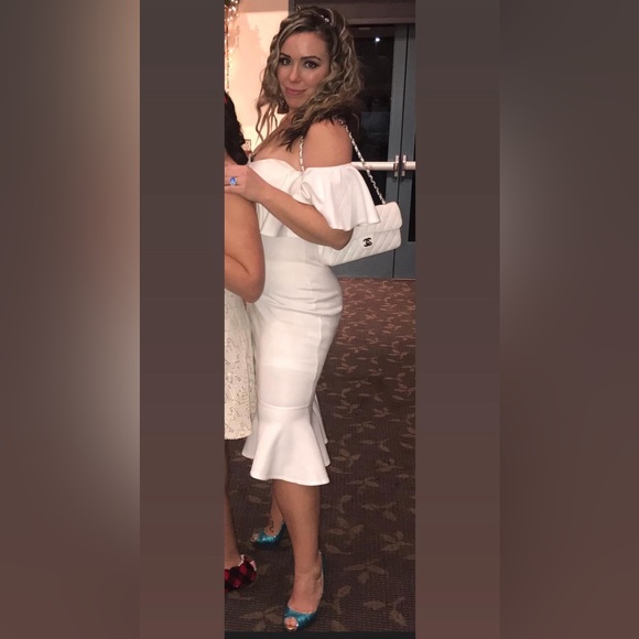 Chanel White ❄️ Caviar Leather East West Shoulder Bag - Picture 7 of 16